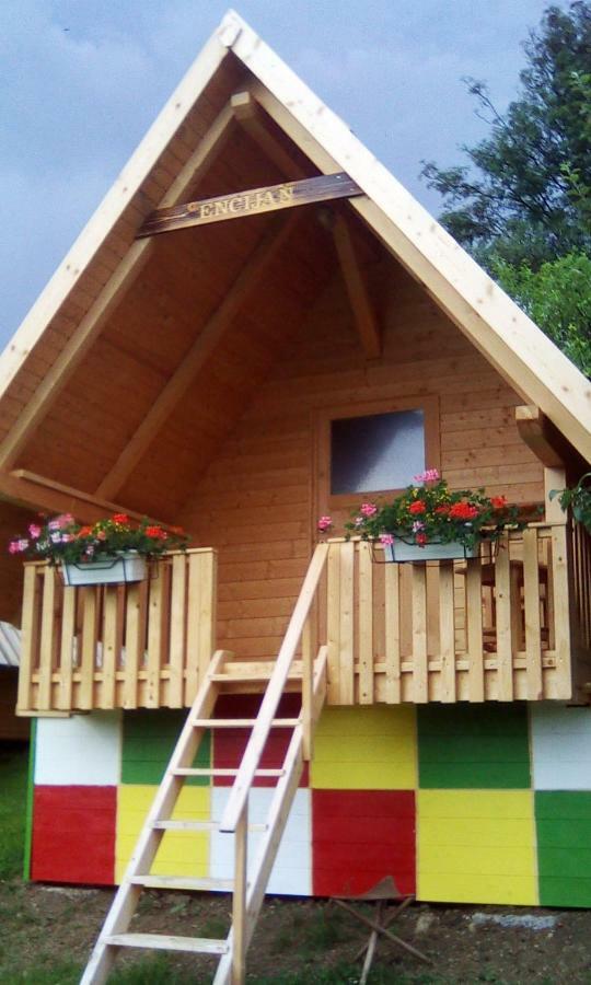 Farmglamping Planika - Encijan Villa Hrase Kültér fotó